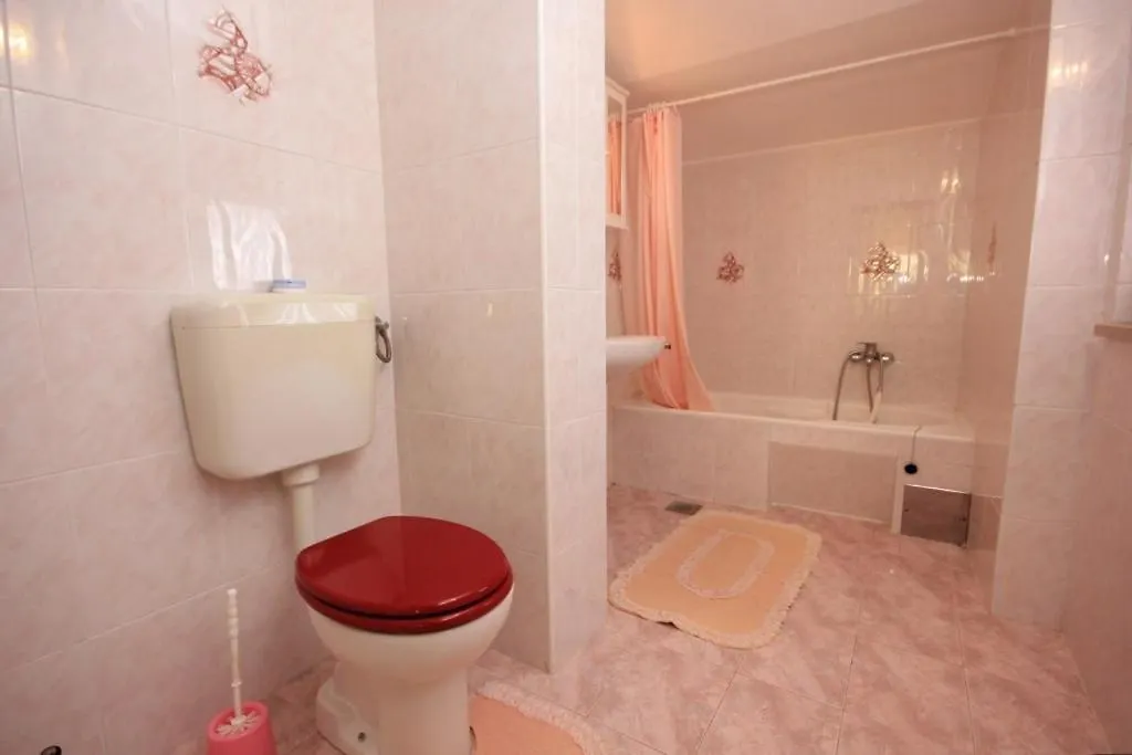 Holiday Apartments Pjescana Uvala, Pula - 7652 Croácia